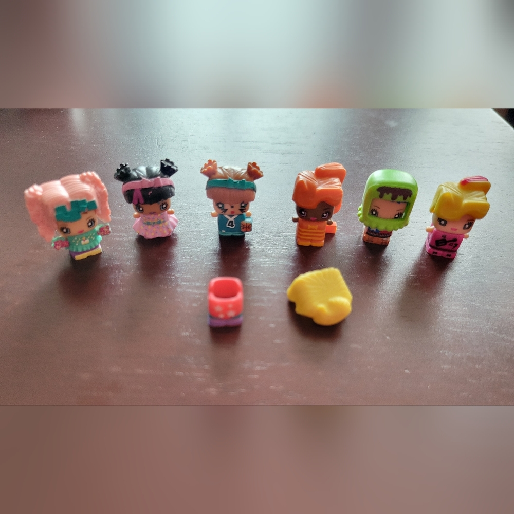Tiny Interchangeable Dolls